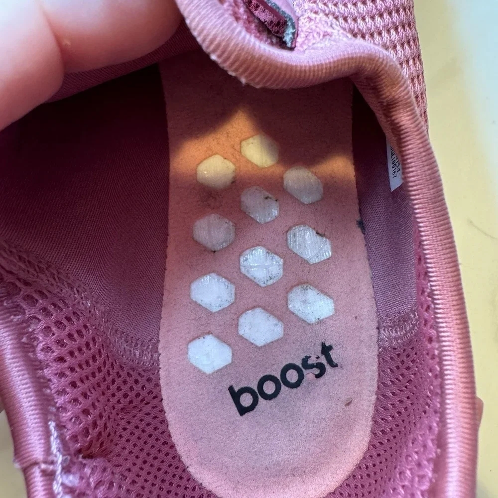 Adidas Women's NMD‎ R1 Shoes Trace Pink Size 7.5